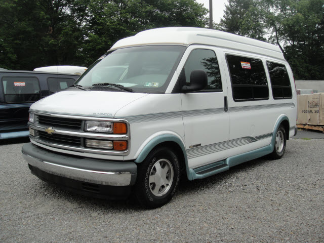 Fourgon de conversion Chevrolet Chevyvan 10