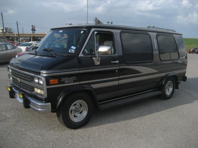 Fourgon de conversion Chevrolet Chevyvan 20