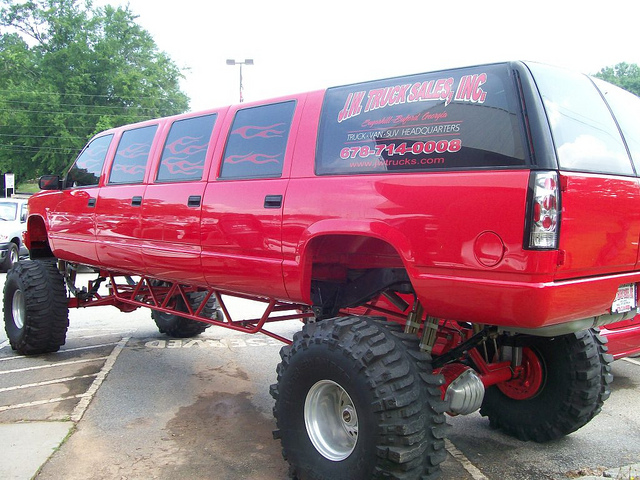 Chevrolet Suburban 8 portes