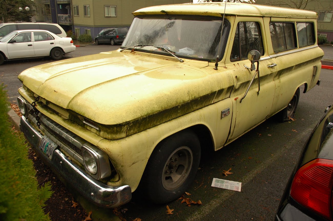 Chevrolet Suburban 8 portes