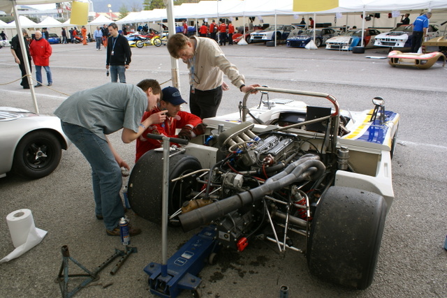 Chevron D 36