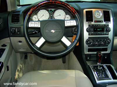 Chrysler 300C V8 Hemi