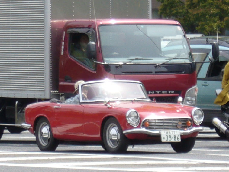 Datsun S600