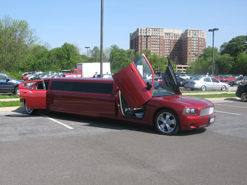 Limousine Dodge Charger