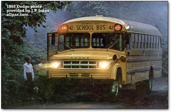 Autobus scolaire Dodge