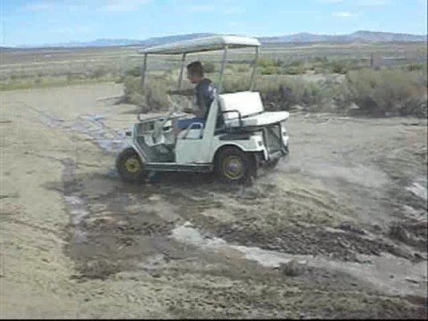 Chariot de golf E-Z-GO Mud Bogger
