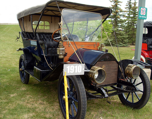 Voiture de tourisme Everitt