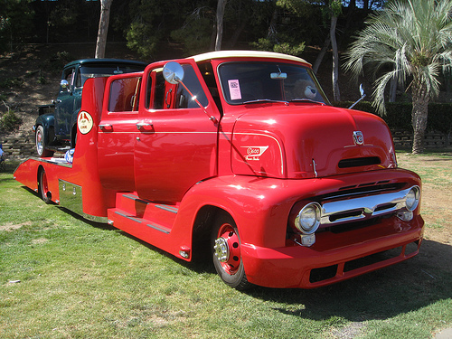 Ford C-600 CE