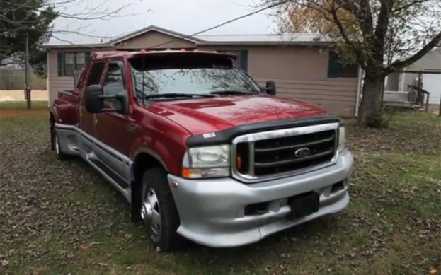 Fourgon Ford F-350 Super Duty