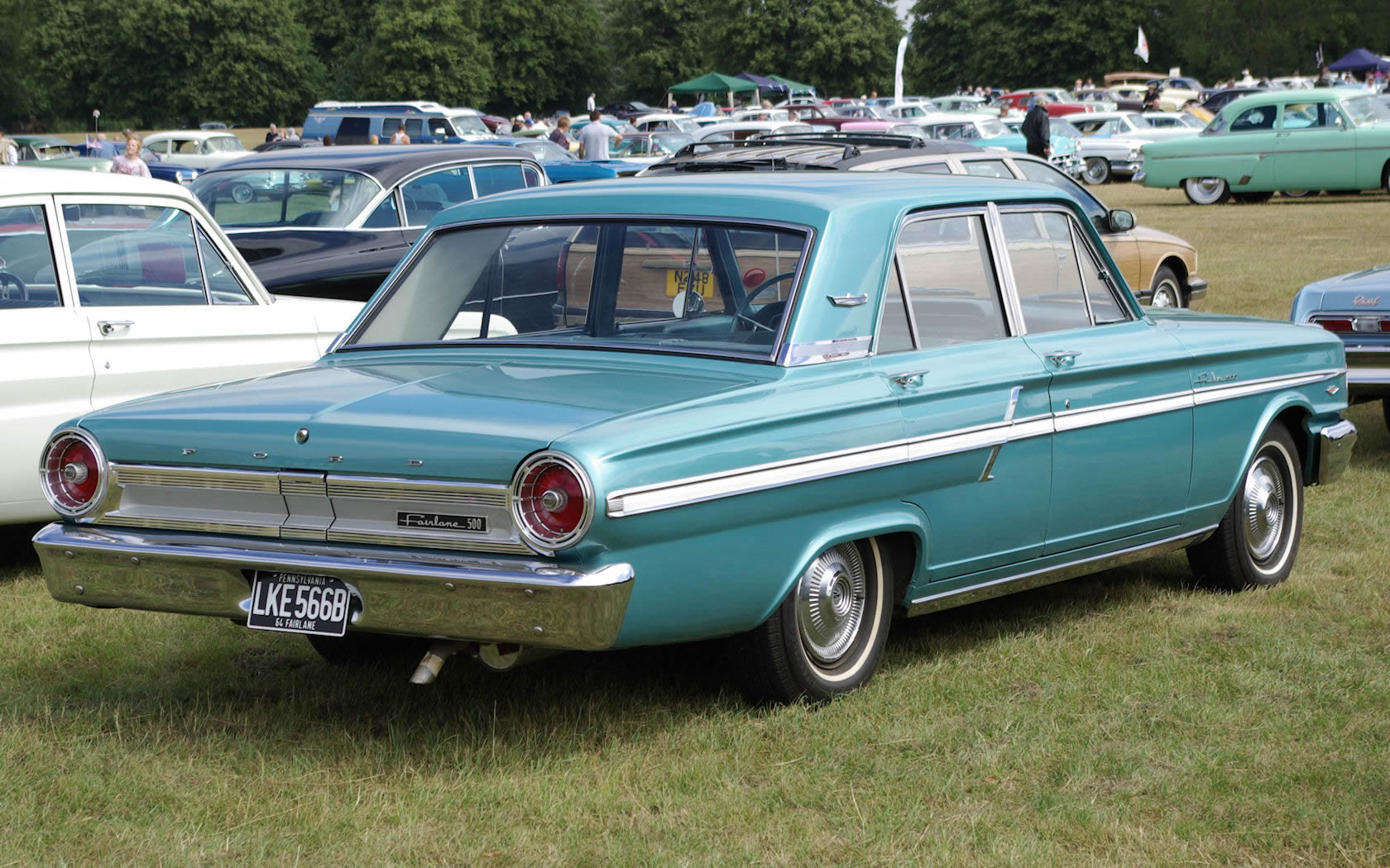 Ford Fairlane 500 Berline de Ville