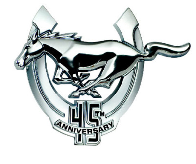 Logo de la Ford Mustang GT 45e