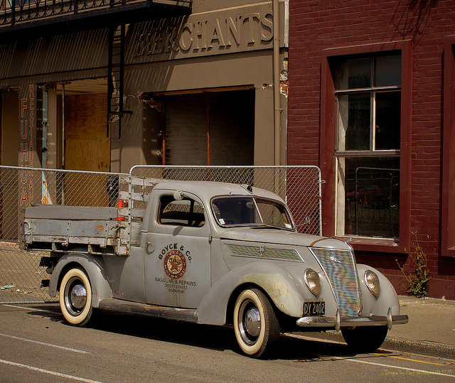 Pick-up Ford V8-85