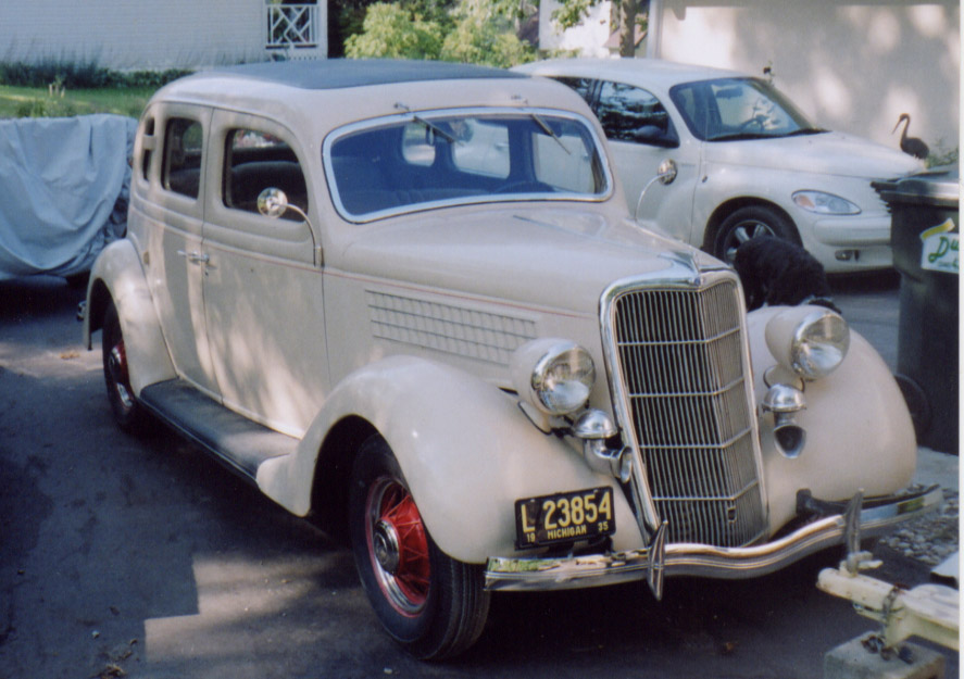 Ford V8 Berline