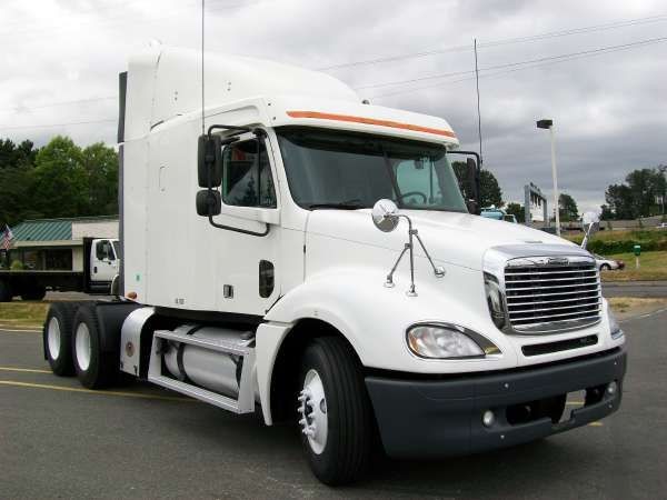 Freightliner Série Columbia CL 120