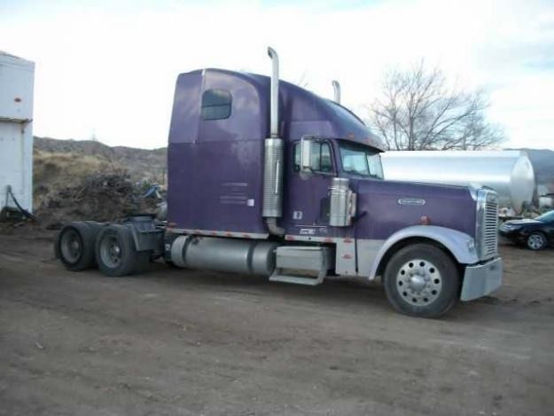 Freightliner FLD132 Classic XL