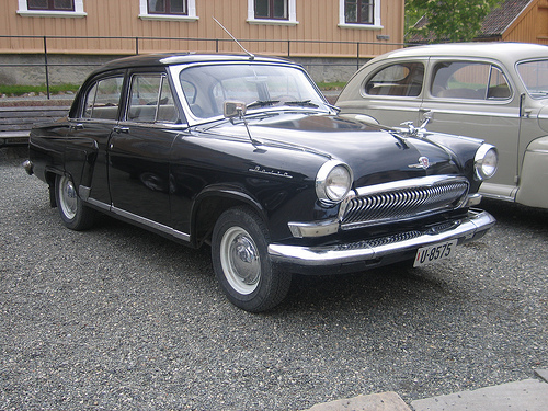 GAZ Volga M21