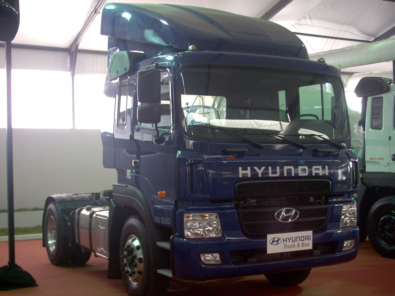 Hyundai 355PS 23 tonnes