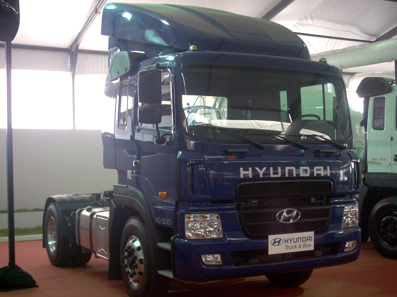 Hyundai L 500