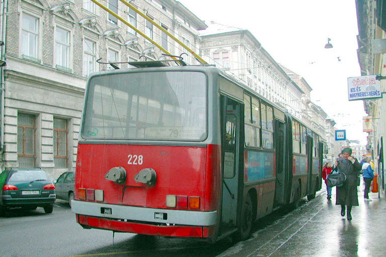 Trolleybus Ikarus