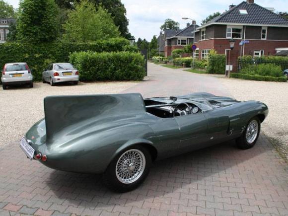 Réplique Jaguar Type D