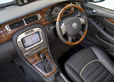 Voiture d'affaires Jaguar X-type