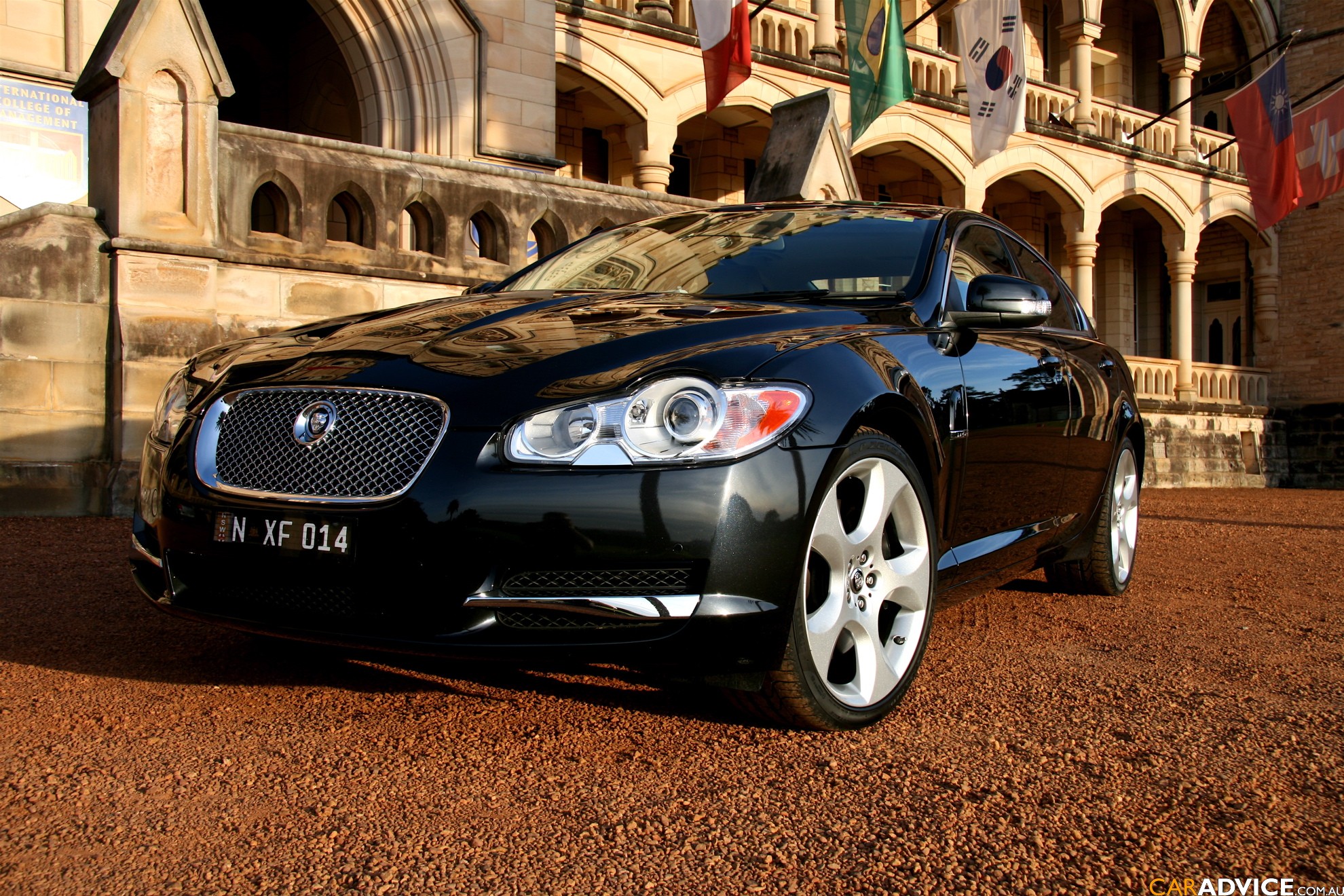 Jaguar is. Jaguar XF sv8. Jaguar XF 4.2. Ягуар XF 1. Jaguar XF 2008 4.2.