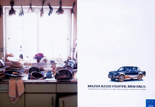 Mazda B2500 Combattant