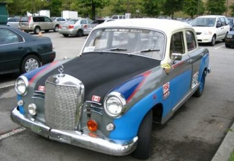 Mercedes-BENZ 180