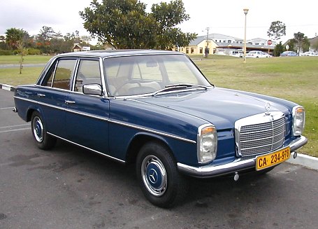 Mercedes-BENZ 230 D