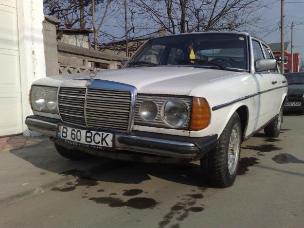 Mercedes-BENZ 230 D