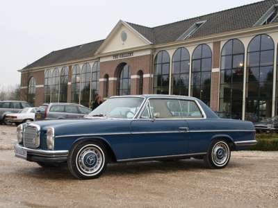 Mercedes-Benz 250 CE Cabriolet