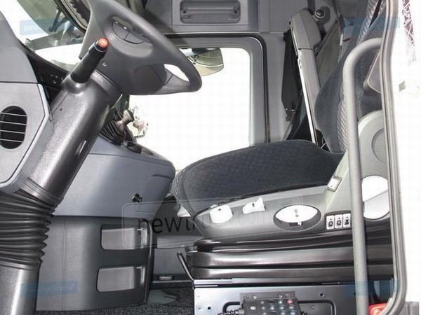 Mercedes-Benz Actros MP1 1846