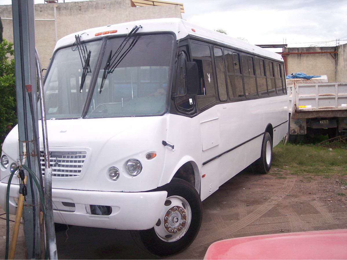 Mercedes-Benz AYCO Magno