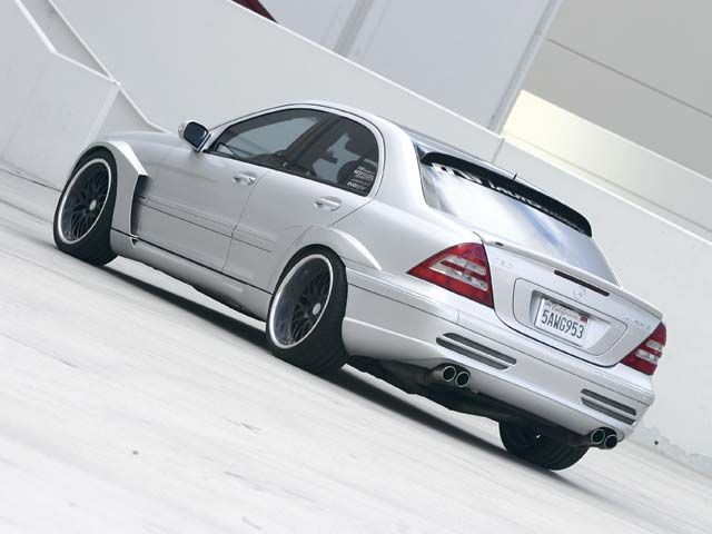 Mercedes-Benz C32 AMG Kompressor