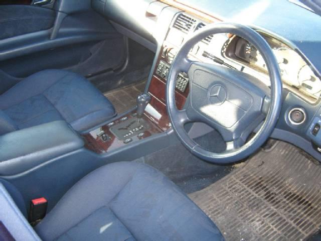Mercedes-Benz E230 Élégance
