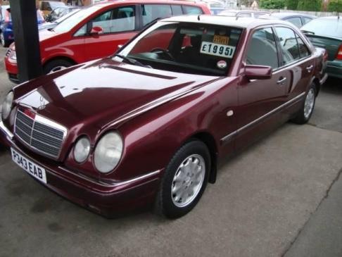 Mercedes-Benz E230 Élégance
