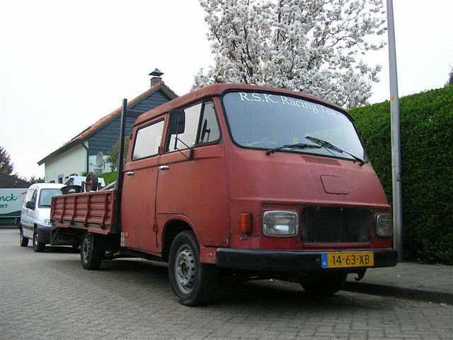 Mercedes-Benz L306 D