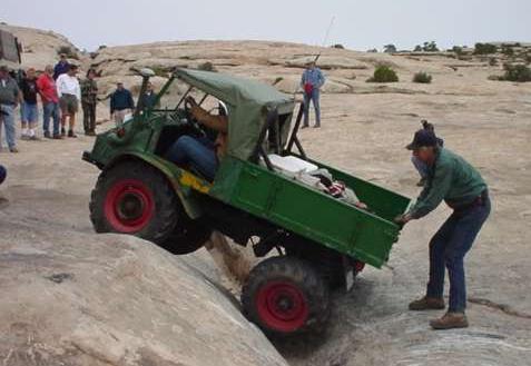 Mercedes-Benz Unimog 411