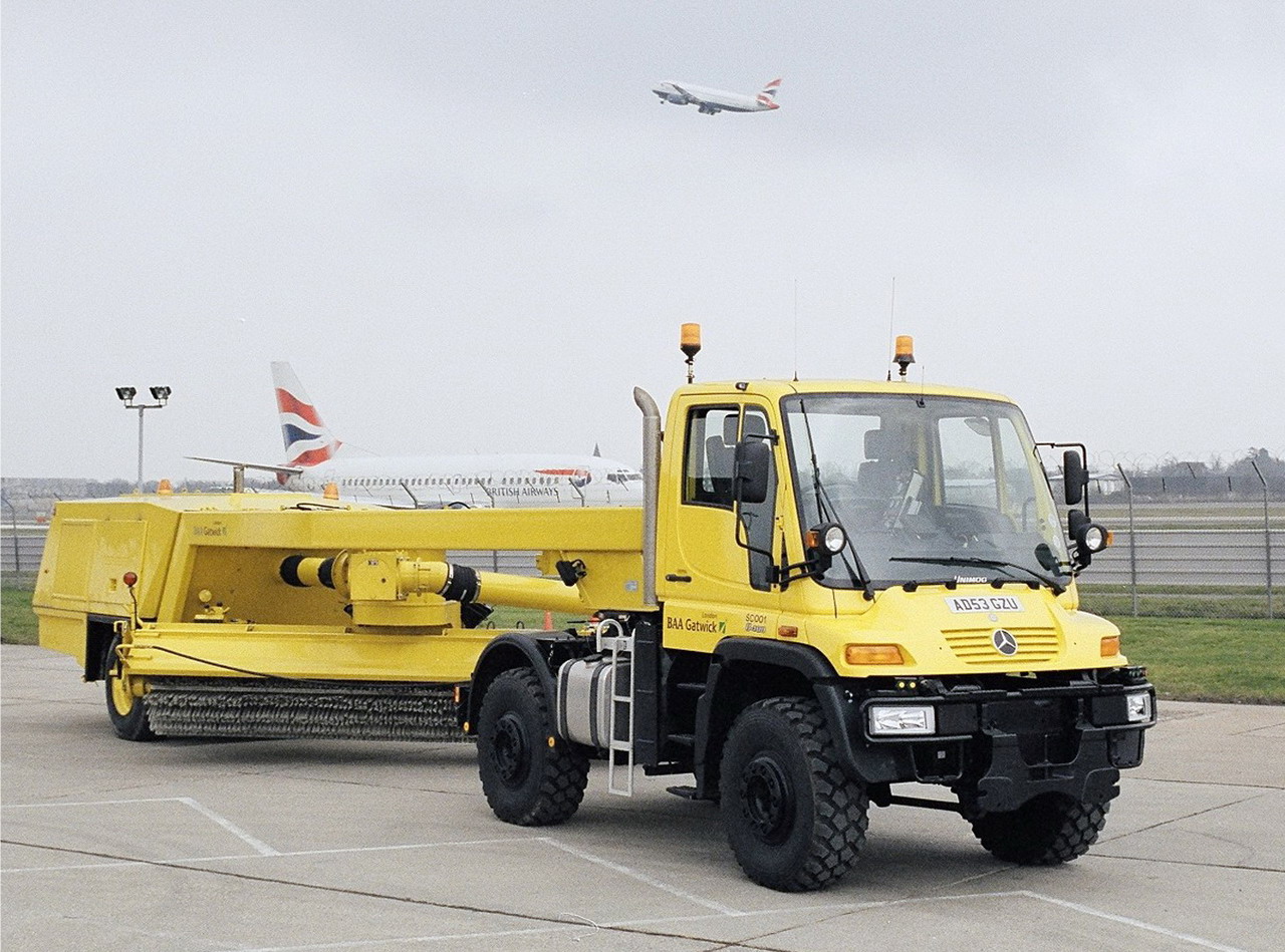 Mercedes-Benz Unimog U500