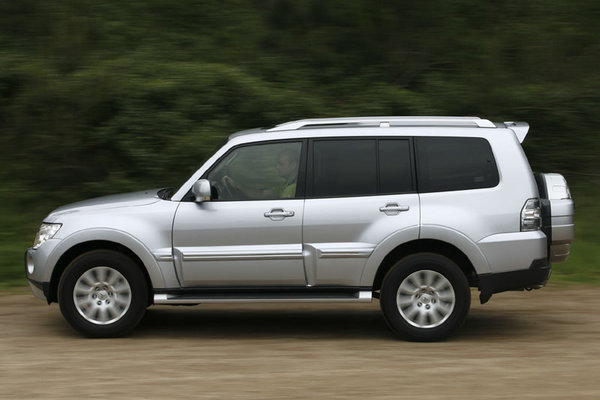 Mitsubishi Pajero Longue Carrosserie