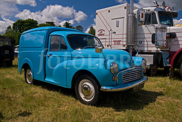 Fourgon Morris Minor 1000