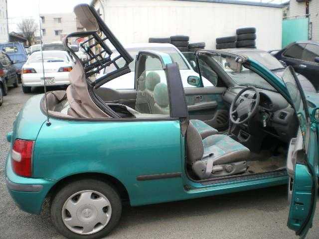 Nissan March Cabriolet