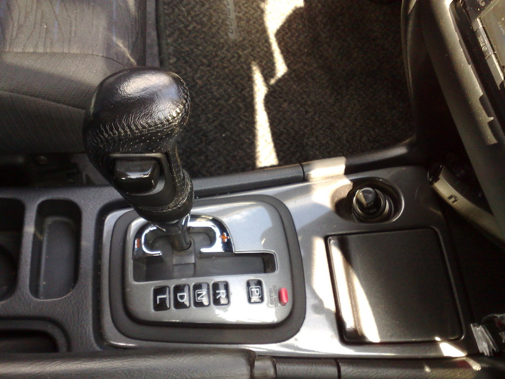 Nissan Primera Camino Hyper CVT-M6