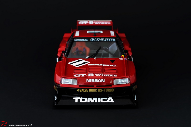 Silhouette Nissan Skyline