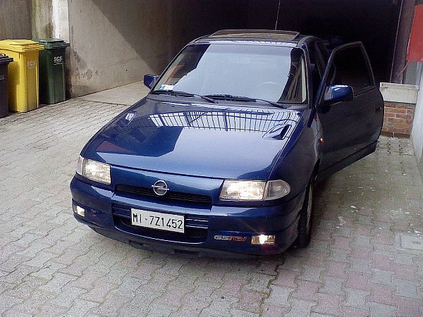 Opel Astra GSI 20 16v