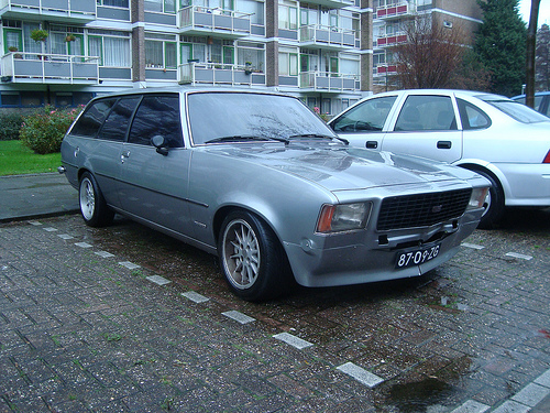 Fourgon Opel Rekord 2500D