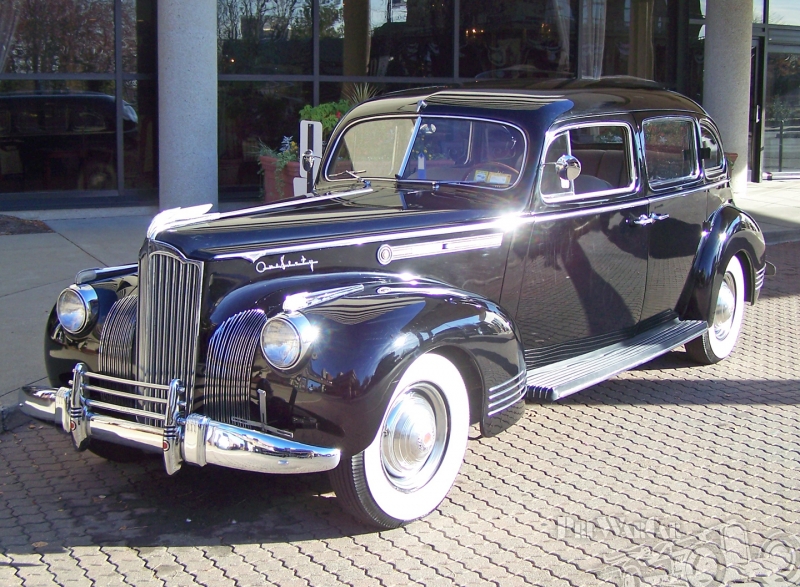 Packard Spécial 4-Dr Berline