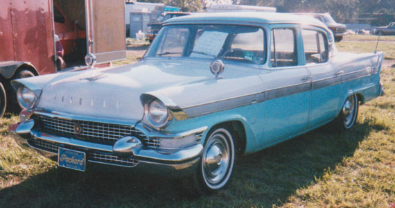 Packard Ville Sedan