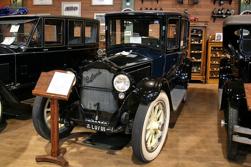 Packard Double Six 3-25