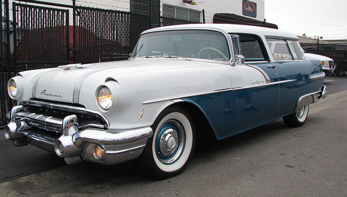 Wagon de safari personnalisé Pontiac Star Chief